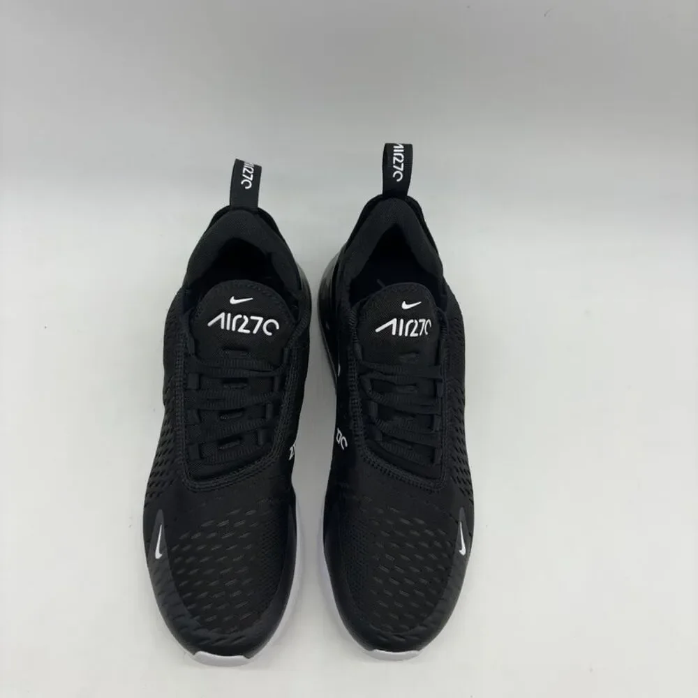 Nike Sneakers in Black